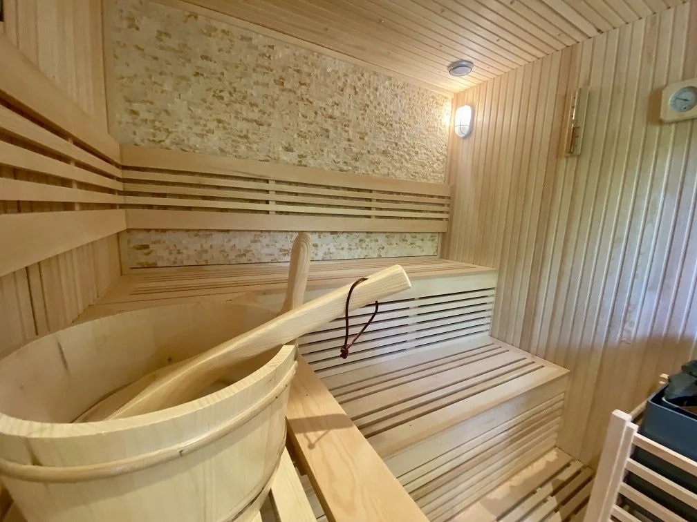 Ecolodge avec jacuzzi · thumbnail 4