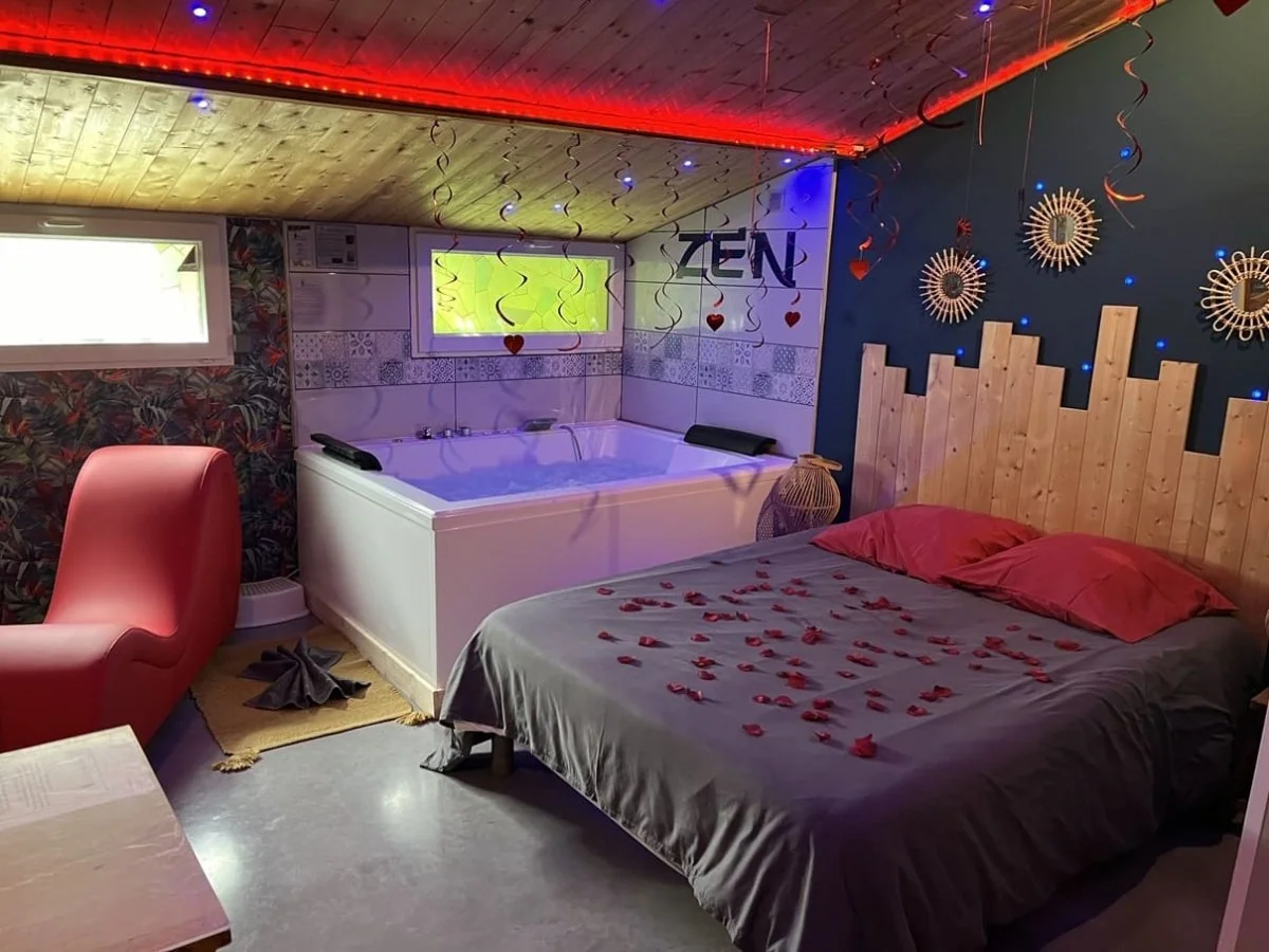 Love room Zen à Nievroz - La paranthèse · thumbnail 3