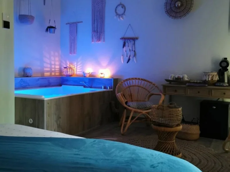 La Cour d'Hortense - Chambre chez Romane · thumbnail 5
