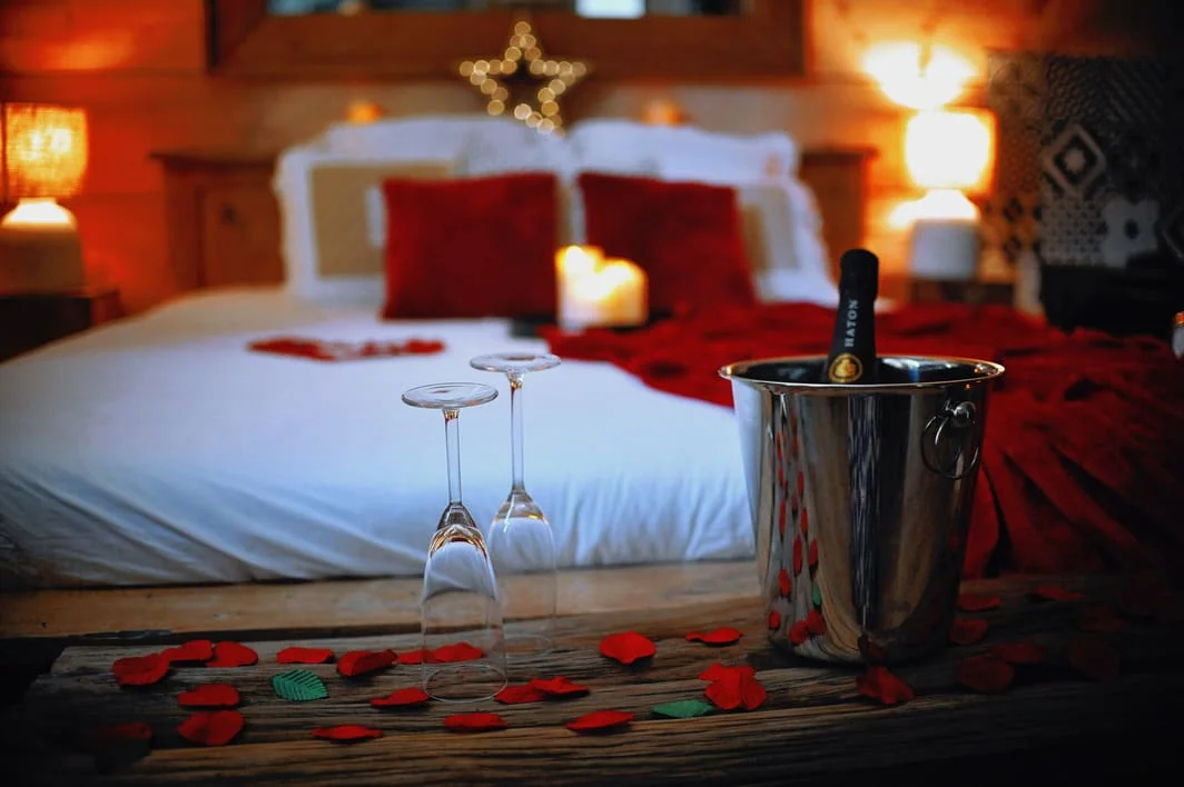 Le Chalet Romantique - Enjoy Your Life · thumbnail 3