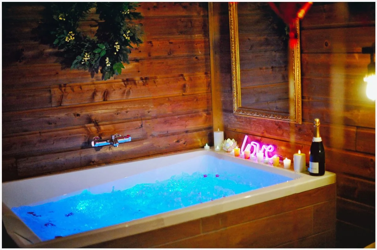 Le Chalet Romantique - Enjoy Your Life · thumbnail 2