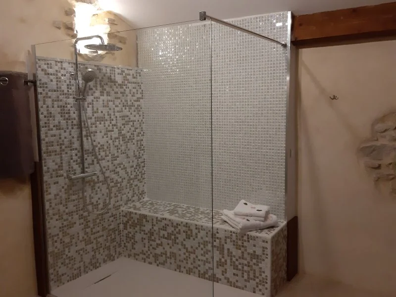 Suite Elsia - Le Mas Lauralie · thumbnail 4