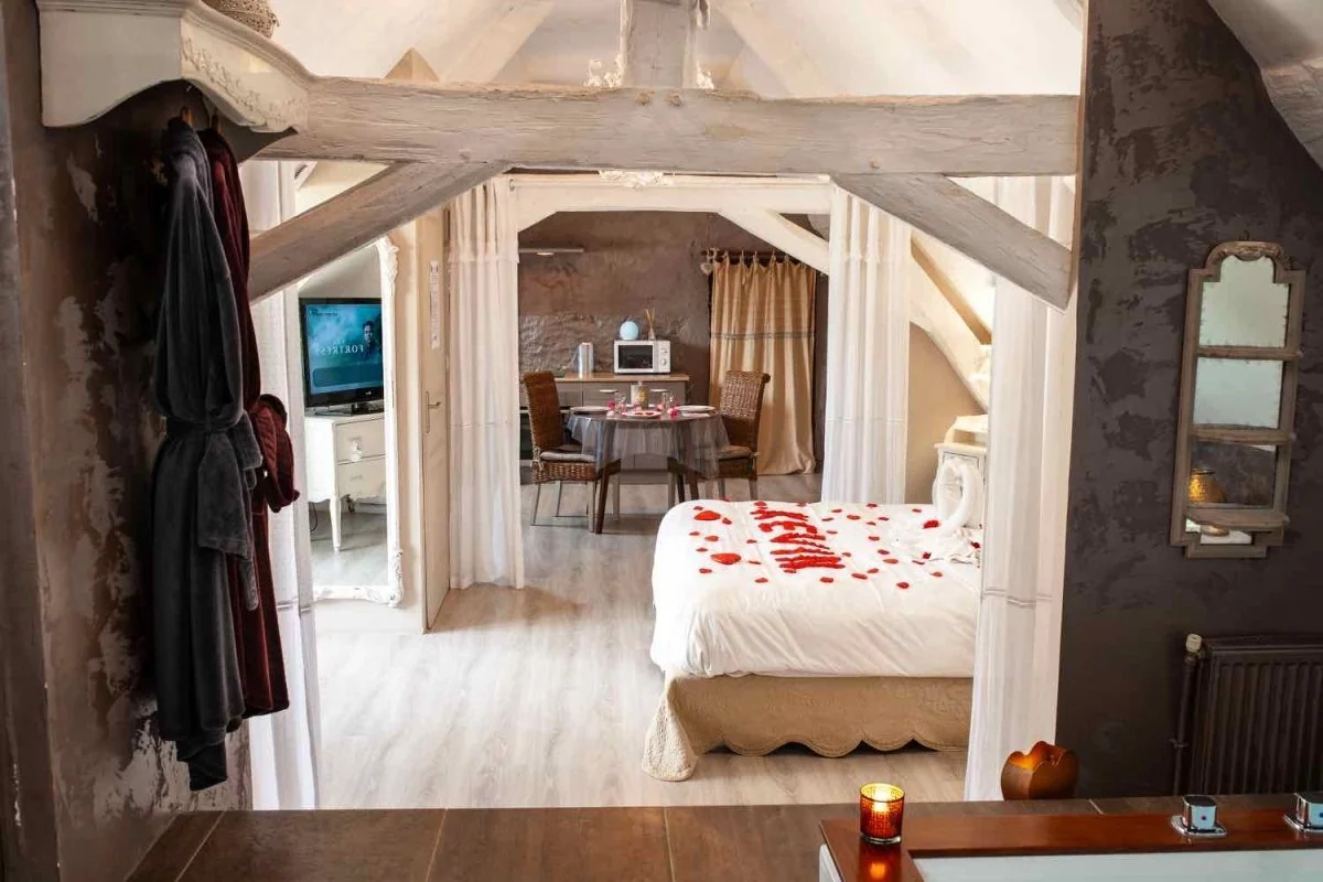 Love room Amour - Charme au fil de l'eau · thumbnail 2