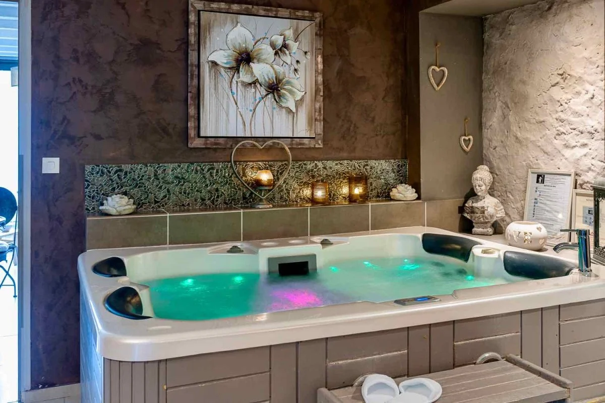 Love room Juste Toi Et Moi - Charme au fil de l'eau · thumbnail 3