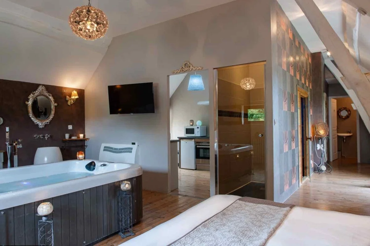 Love room L'élégant - Charme au fil de l'eau · thumbnail 3