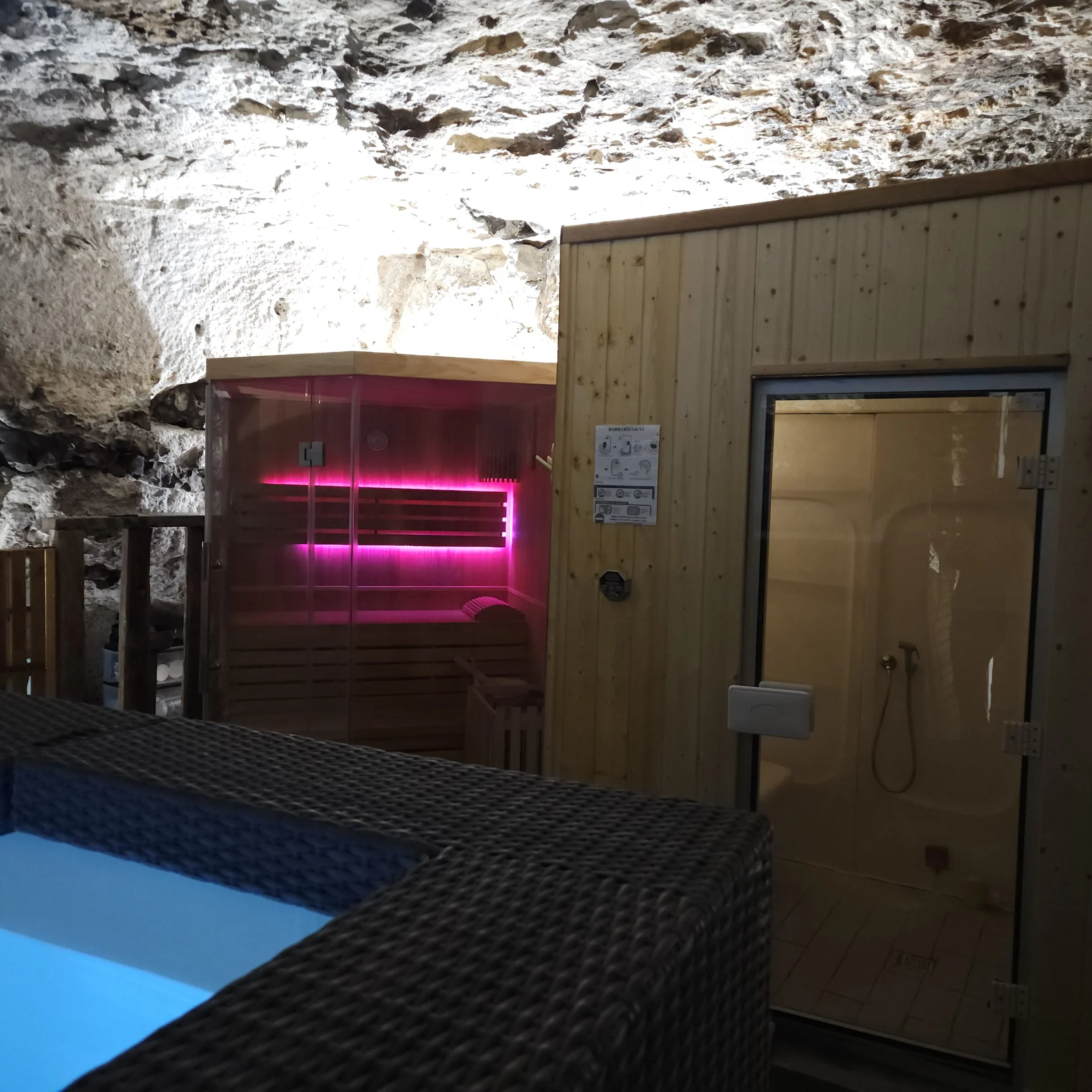 Suite spa troglodyte · thumbnail 2