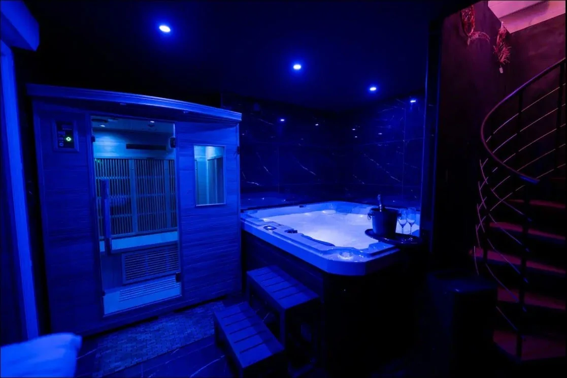 Love room Spa et Sauna - L'Elixir d'Amour · thumbnail 3