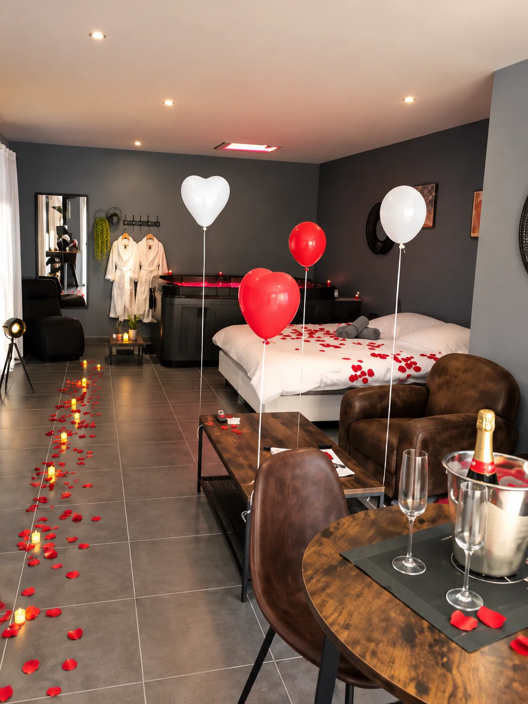 La Parenthèse – Love Room & Jacuzzi privatif · miniature 5