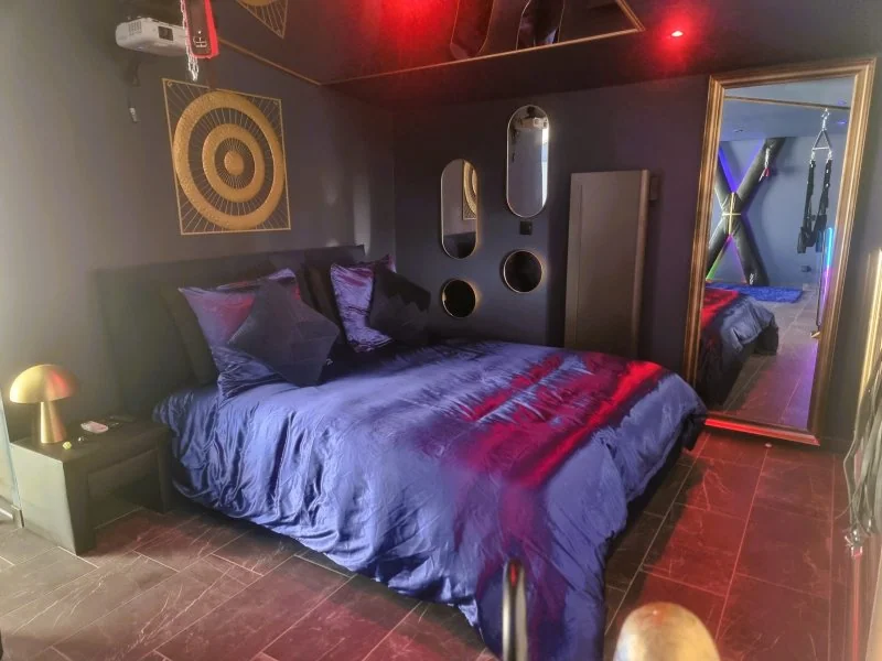 Chambre Love - Le Spa du Moulin · photo 1