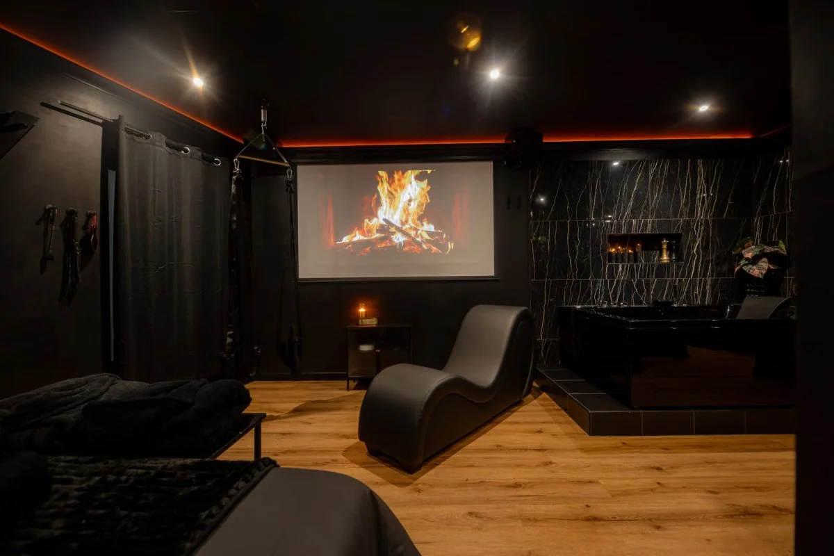 Infinityroom - La suite Black Room · thumbnail 2
