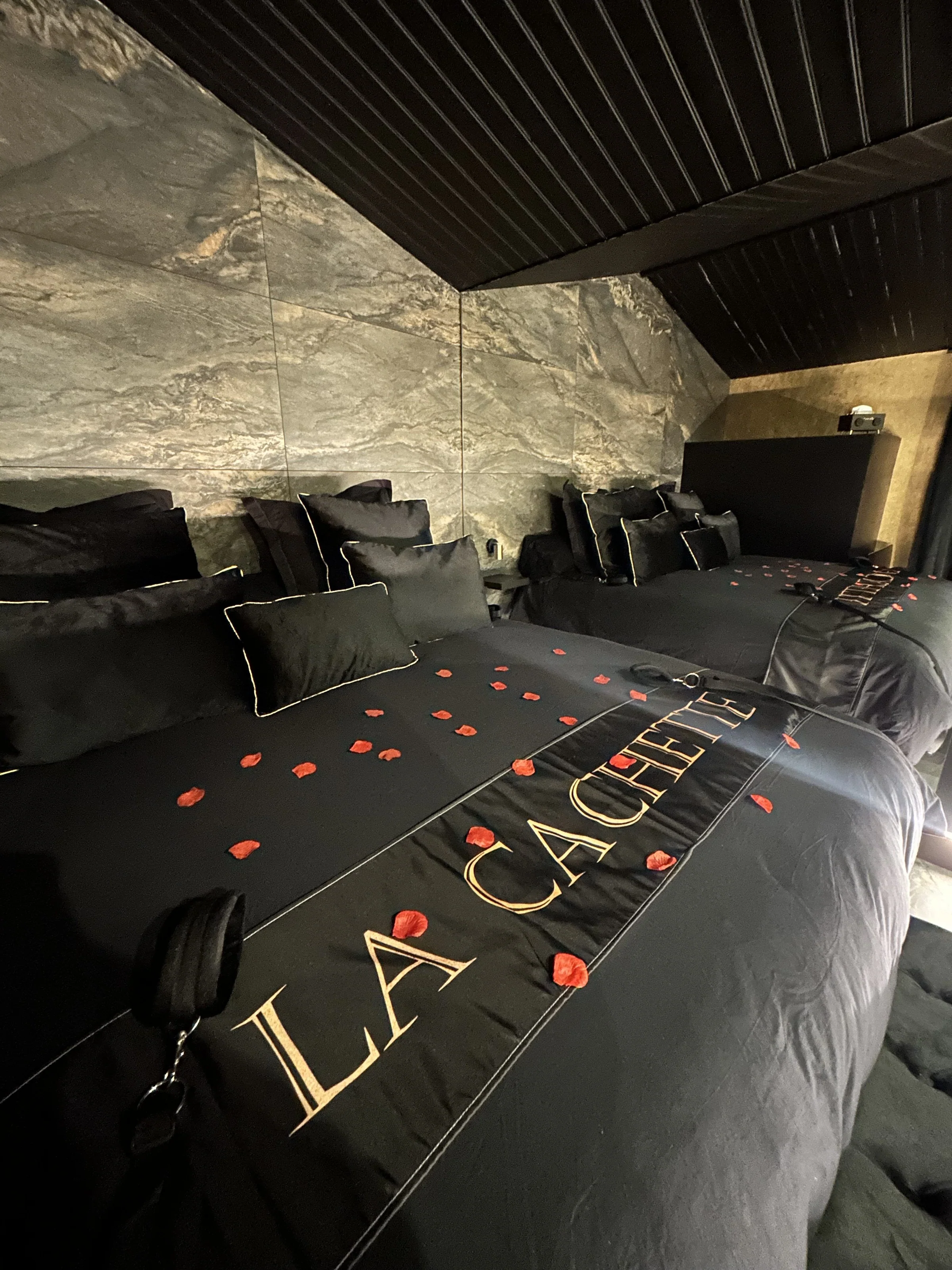 La Cachette · thumbnail 2
