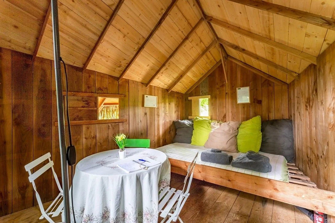 Domaine des Vaulx - Cabane Lov'nid spa · thumbnail 2