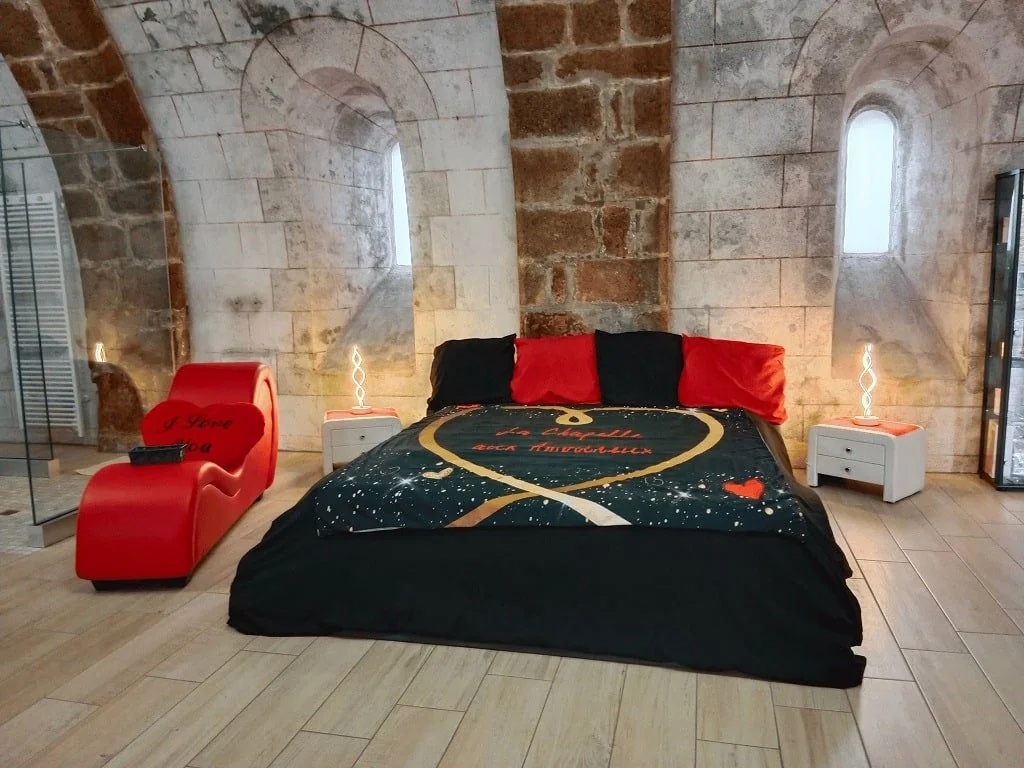 La Chapelle Aux Amoureux · thumbnail 4