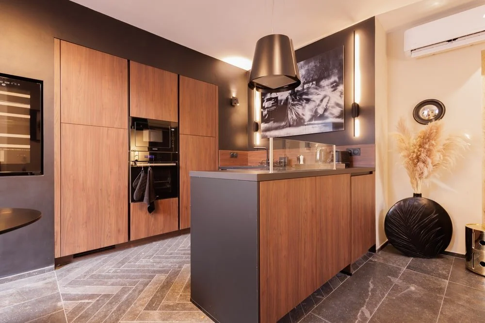 Love room moderne dans l'Ain - La suite du 21 · thumbnail 3