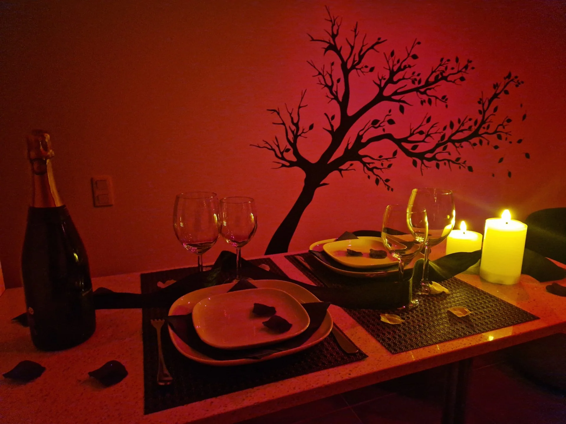 Nuit Blanche - Suite sensuelle · thumbnail 4