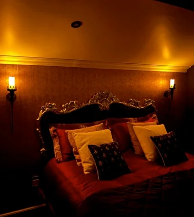 Royal Love Loft · thumbnail 2