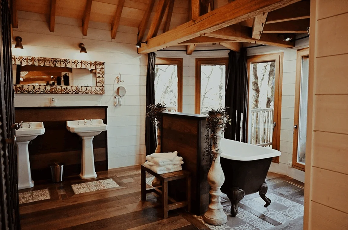 Cabane Château Spa et Sauna Puybeton · thumbnail 5