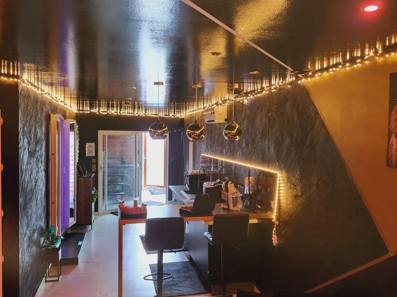 Royal Room · thumbnail 3