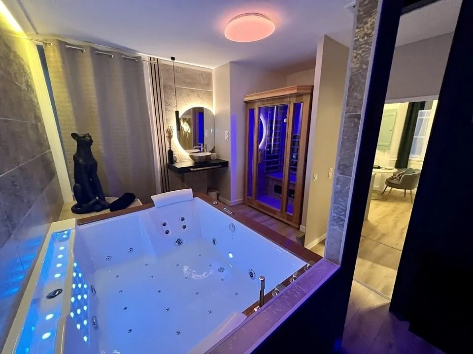 Kastell Ô fil de l’eau - Suite KalypsÔ · thumbnail 2
