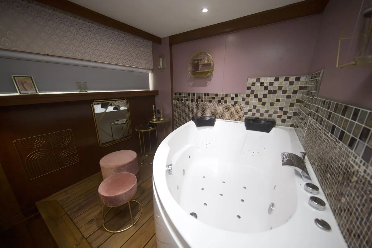 VIP Paris Yacht hôtel - Suite Art Déco · photo 1