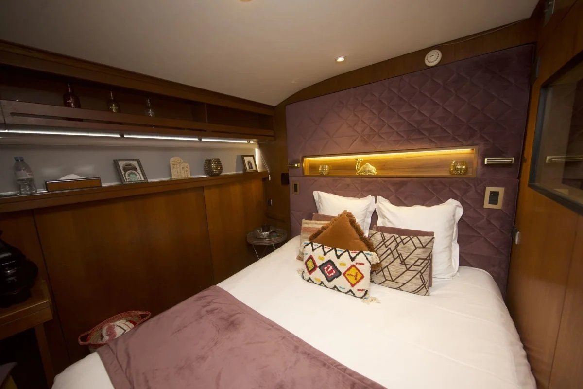 VIP Paris Yacht hôtel - Suite Orient · thumbnail 2