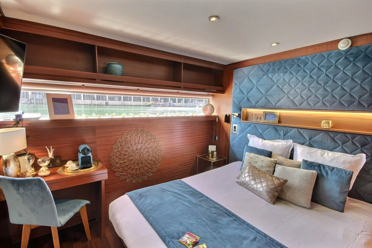VIP Paris Yacht hôtel - Suite Solaire · thumbnail 2