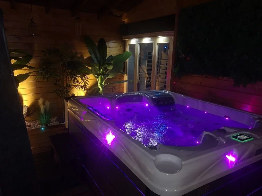 Tropical Spa - Le Chalet · thumbnail 3