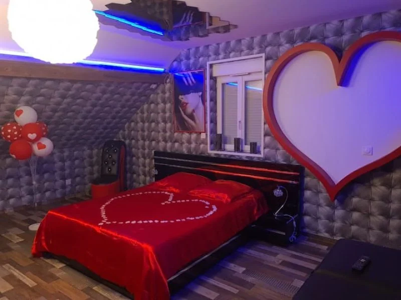 Chambre d'hôte romantique - Clé Secrète · thumbnail 2