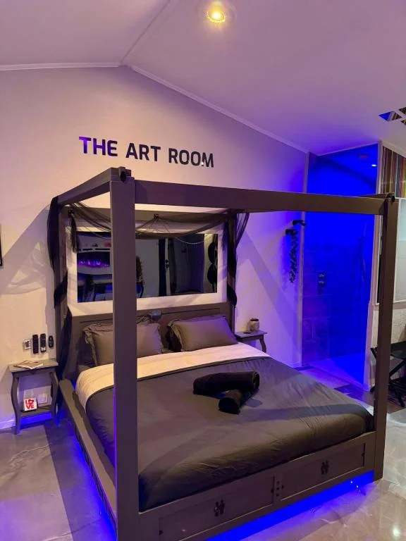 L’1timiste – The Art Room · thumbnail 4