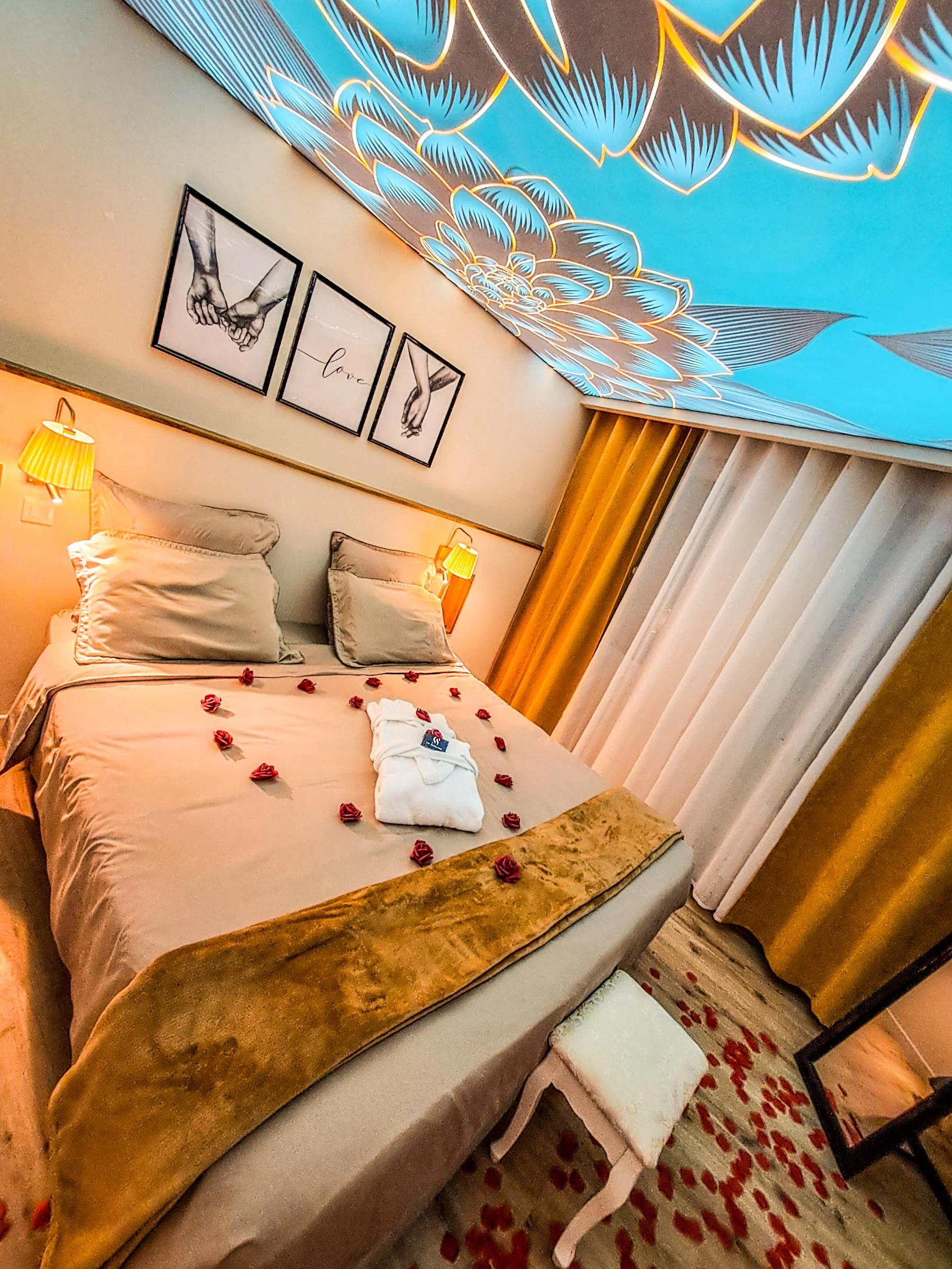 LA SUBLIME LOVE HOUSE · photo 1