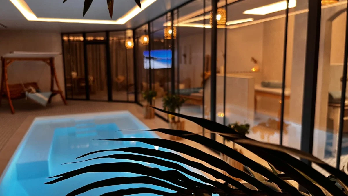 Grèce Pool Spa - Nuits et Spa · thumbnail 3