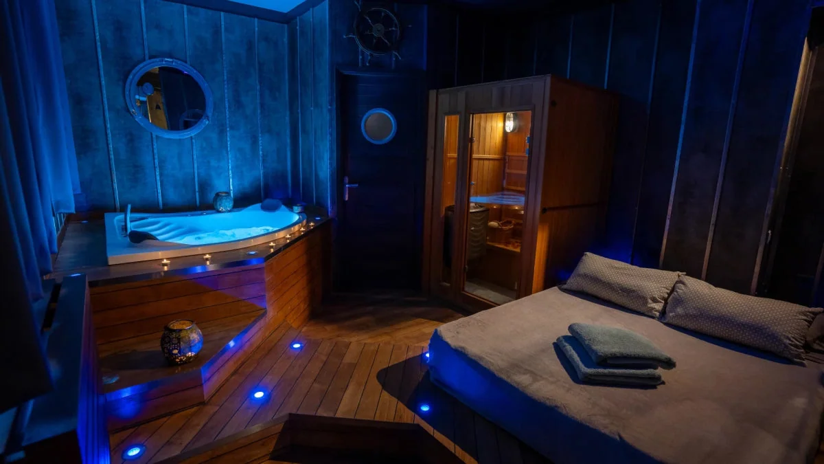 Boat Spa  - Nuits et Spa · thumbnail 3