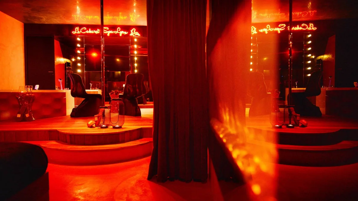 Secret Cabaret Spa  - Nuits et Spa · thumbnail 2