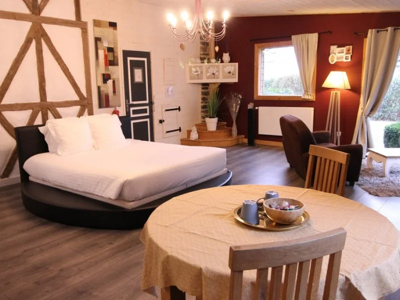 Suite de l’Orangerie · thumbnail 5