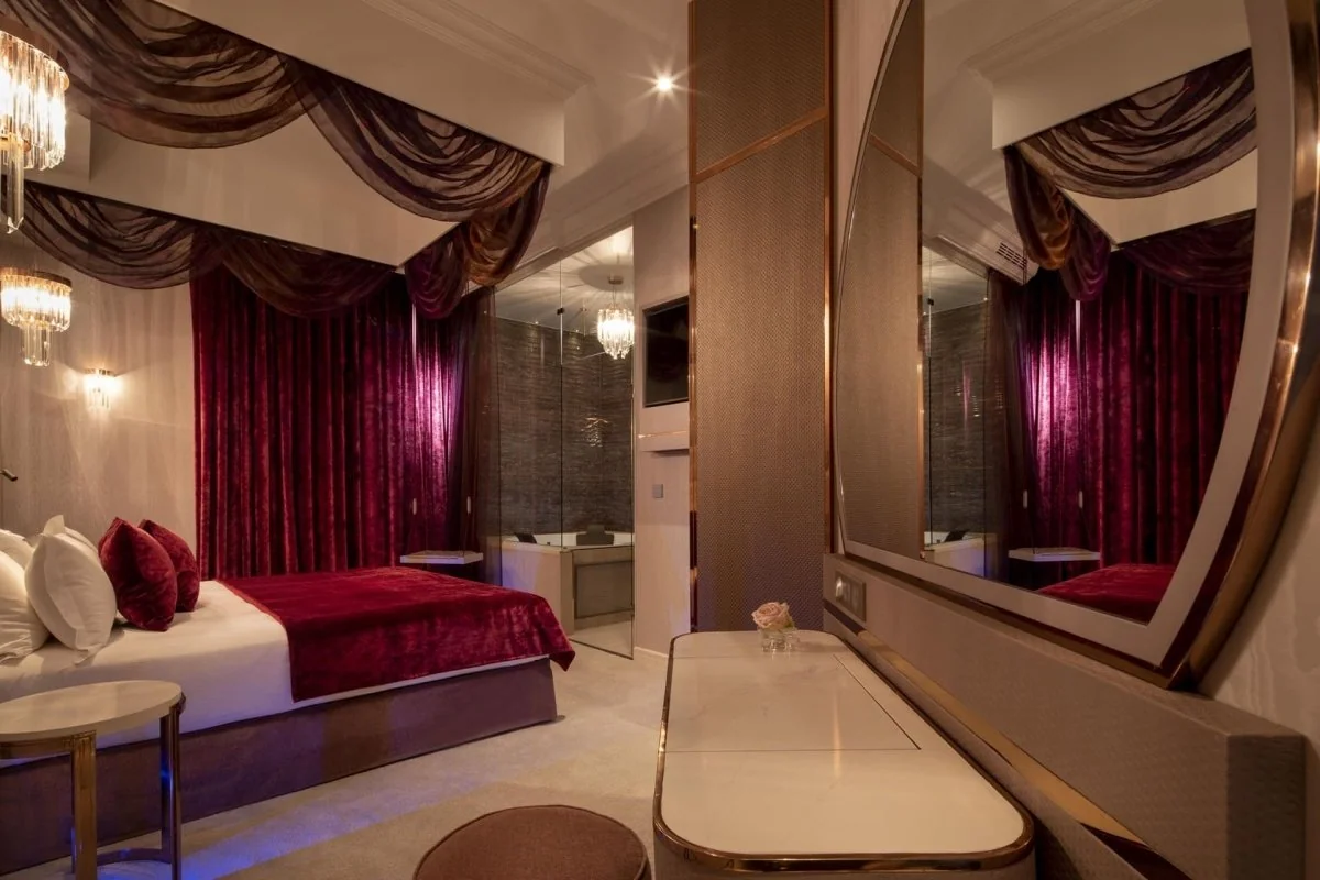 Hôtel Paris J’Adore · thumbnail 2