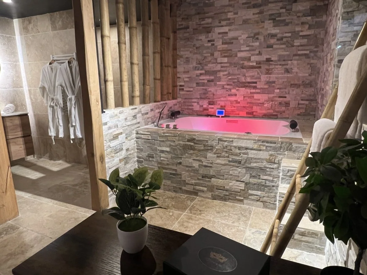 La maison Love - Le Lodge des Chrames · thumbnail 3