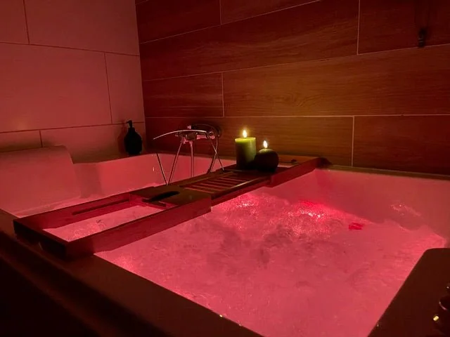 Lovely Room 61 · thumbnail 4