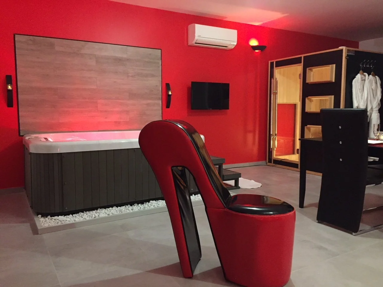 L'INSTANT ROMANTIQUE - La suite Végas · photo 1