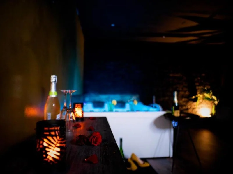 Le LOFT - LOVE Suites & SPA · photo 1