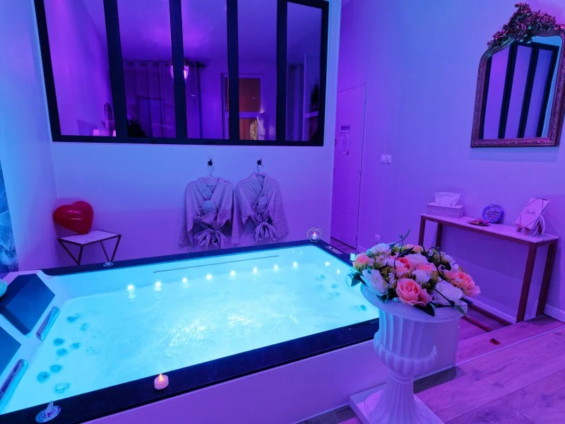Romance Spa - La nuit d'amour · thumbnail 2