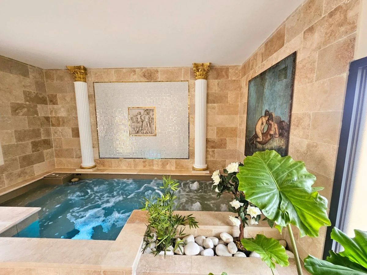 La Villa Rom'Antiqua - Secret House · thumbnail 5